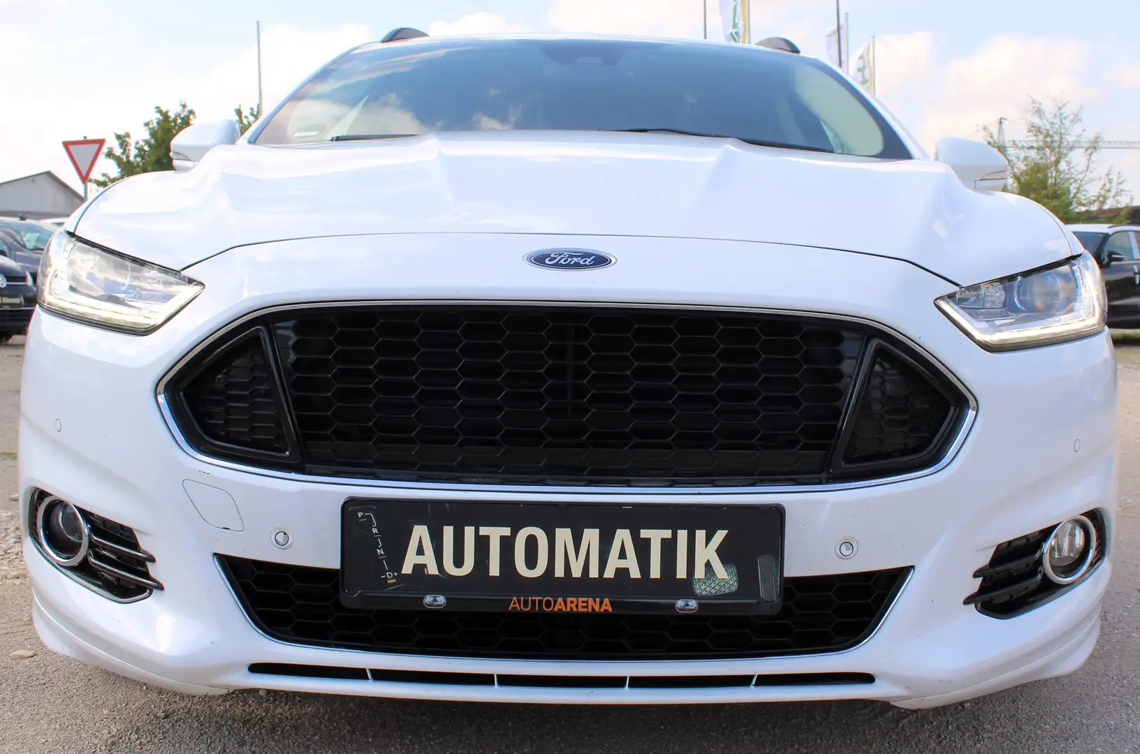 Ford Mondeo Turnier ST-Line/NAVI/LED/AHK/ALU18/KAMERA Blanc - 2