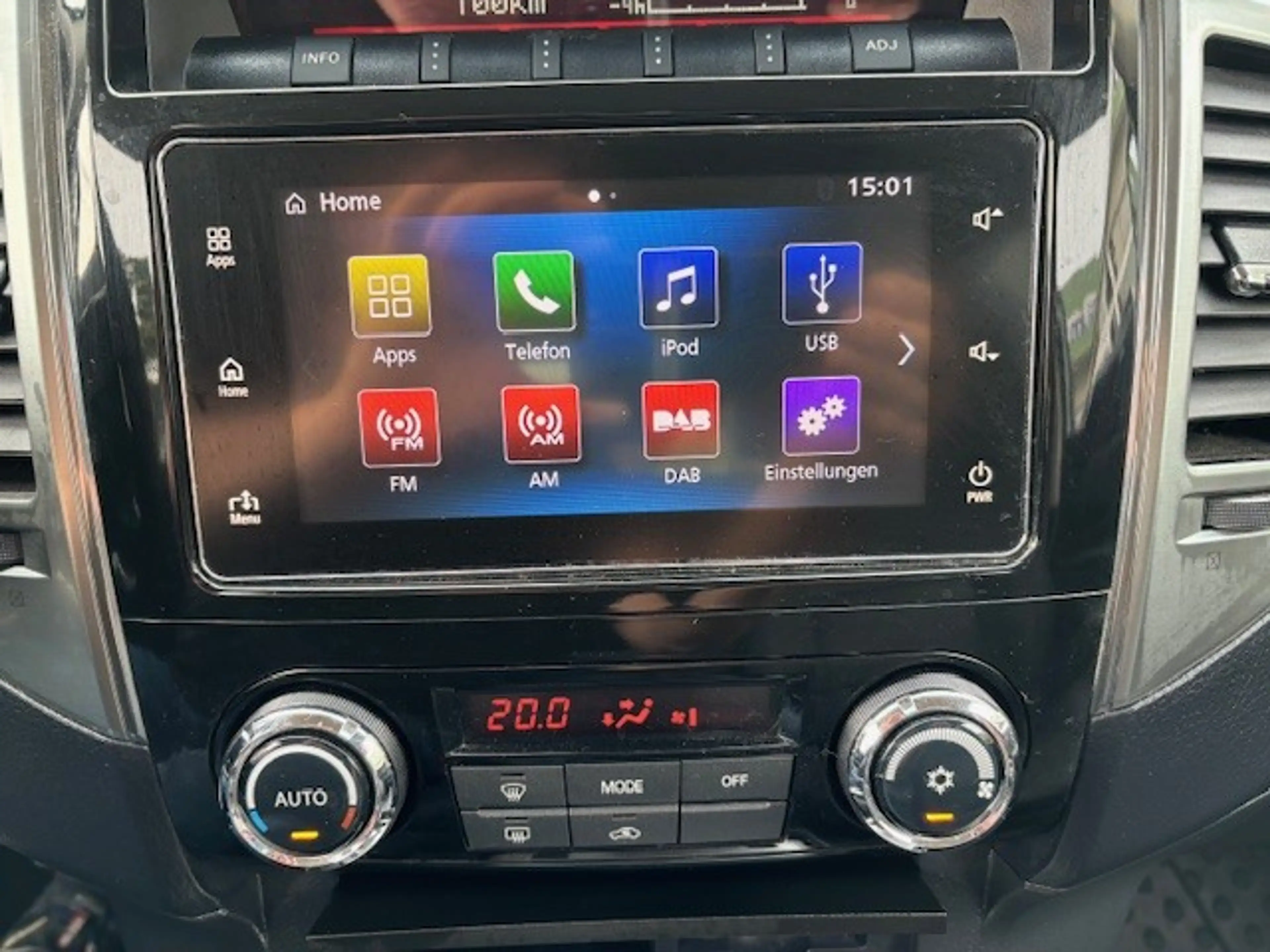 Mitsubishi Pajero 3,2 DI-D Automatik Edition 100 — photo 16