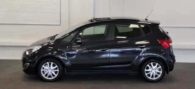 Hyundai Ix20 view 4