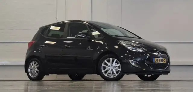 Hyundai Ix20 view 2