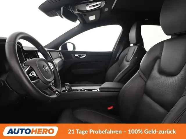 Volvo XC60 view 10