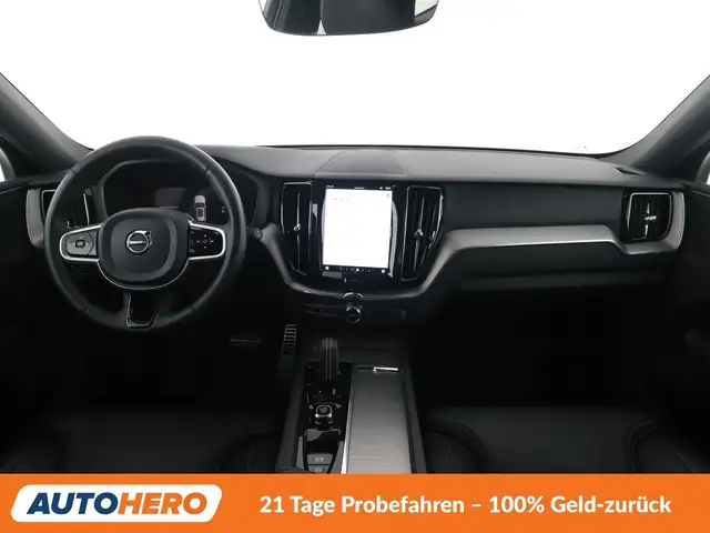 Volvo XC60 view 12