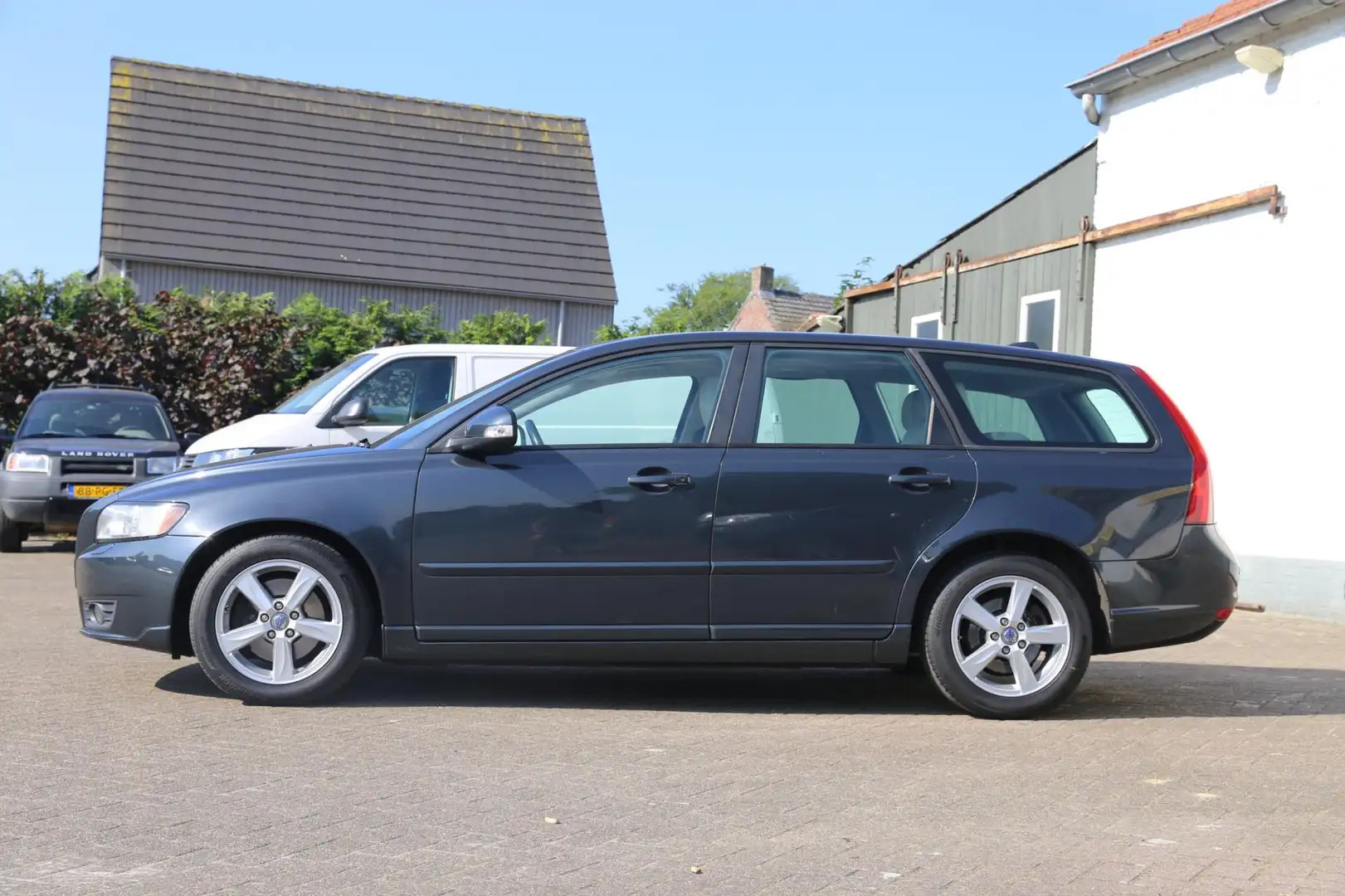 Volvo V50 2.4i Edition II Grijs - 2