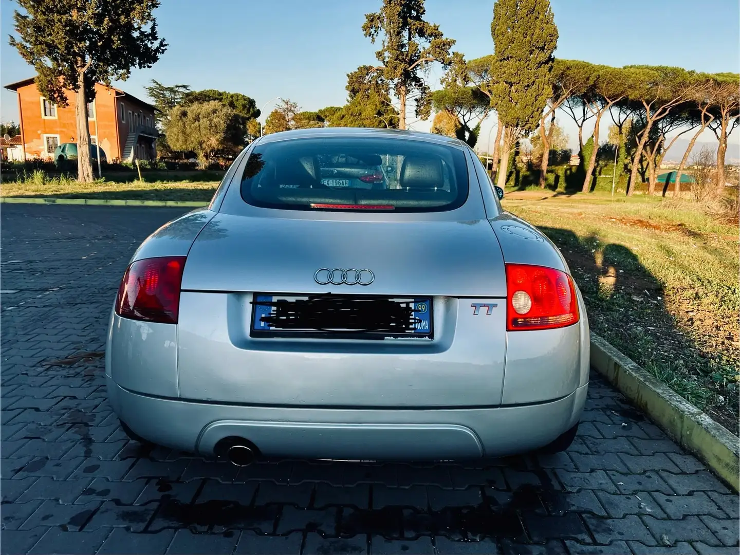 Audi TT 1.8t - 2