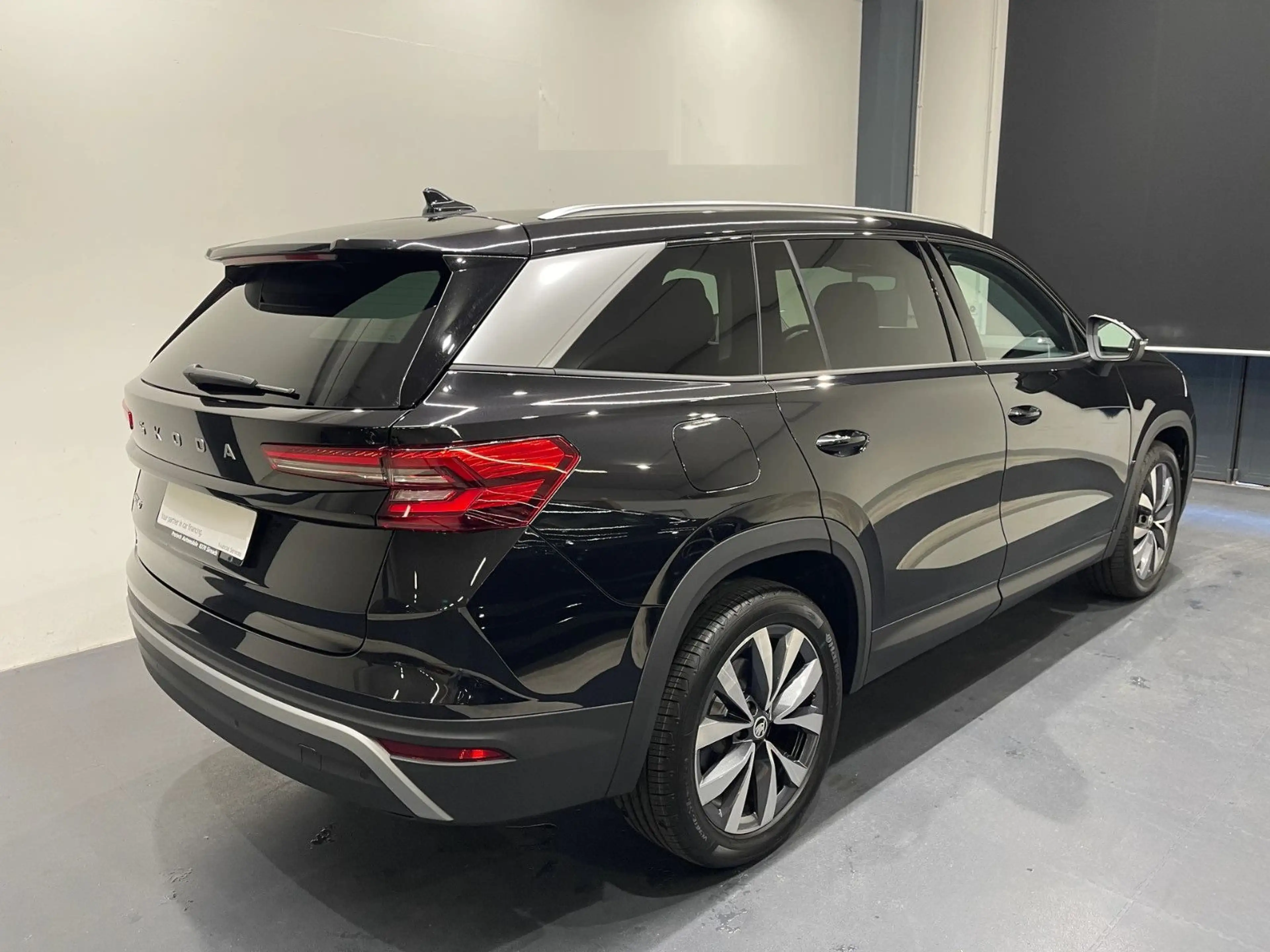 Skoda Kodiaq 2.0 TDI 4X4 DSG Selection Suite 7-Si VOLL — photo 2