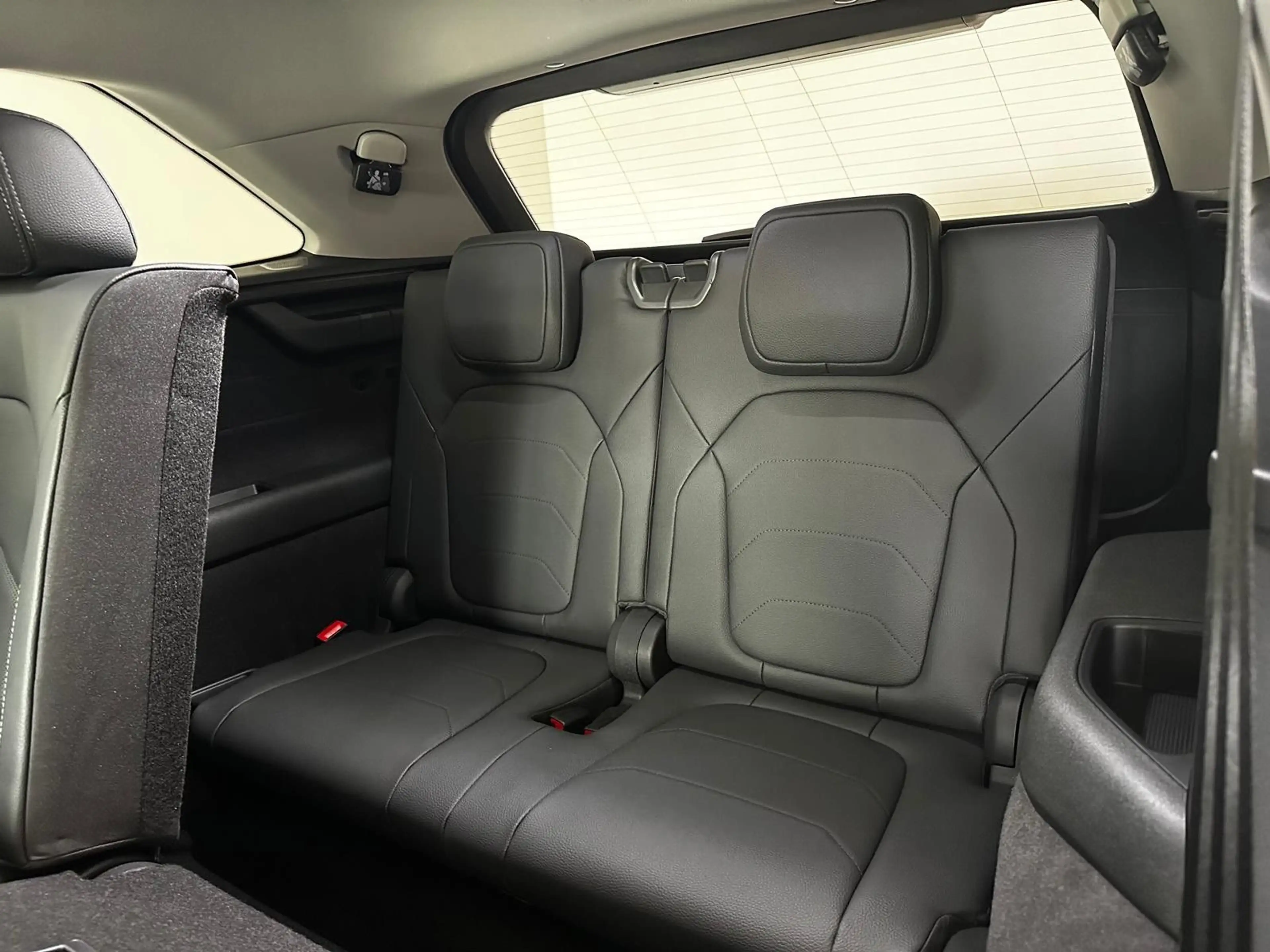 Skoda Kodiaq 2.0 TDI 4X4 DSG Selection Suite 7-Si VOLL — photo 4
