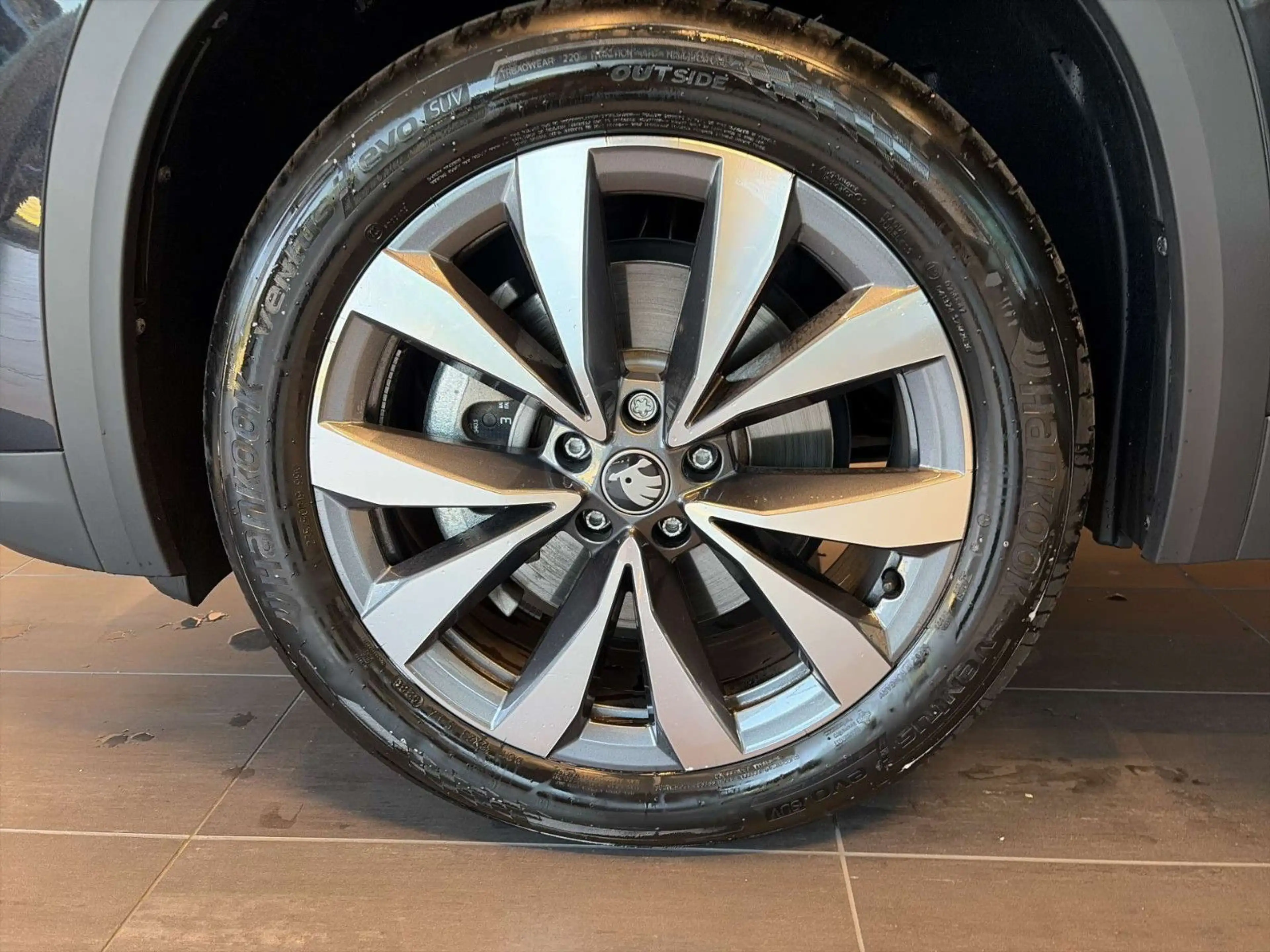 Skoda Kodiaq 2.0 TDI 4X4 DSG Selection Suite 7-Si VOLL — photo 10