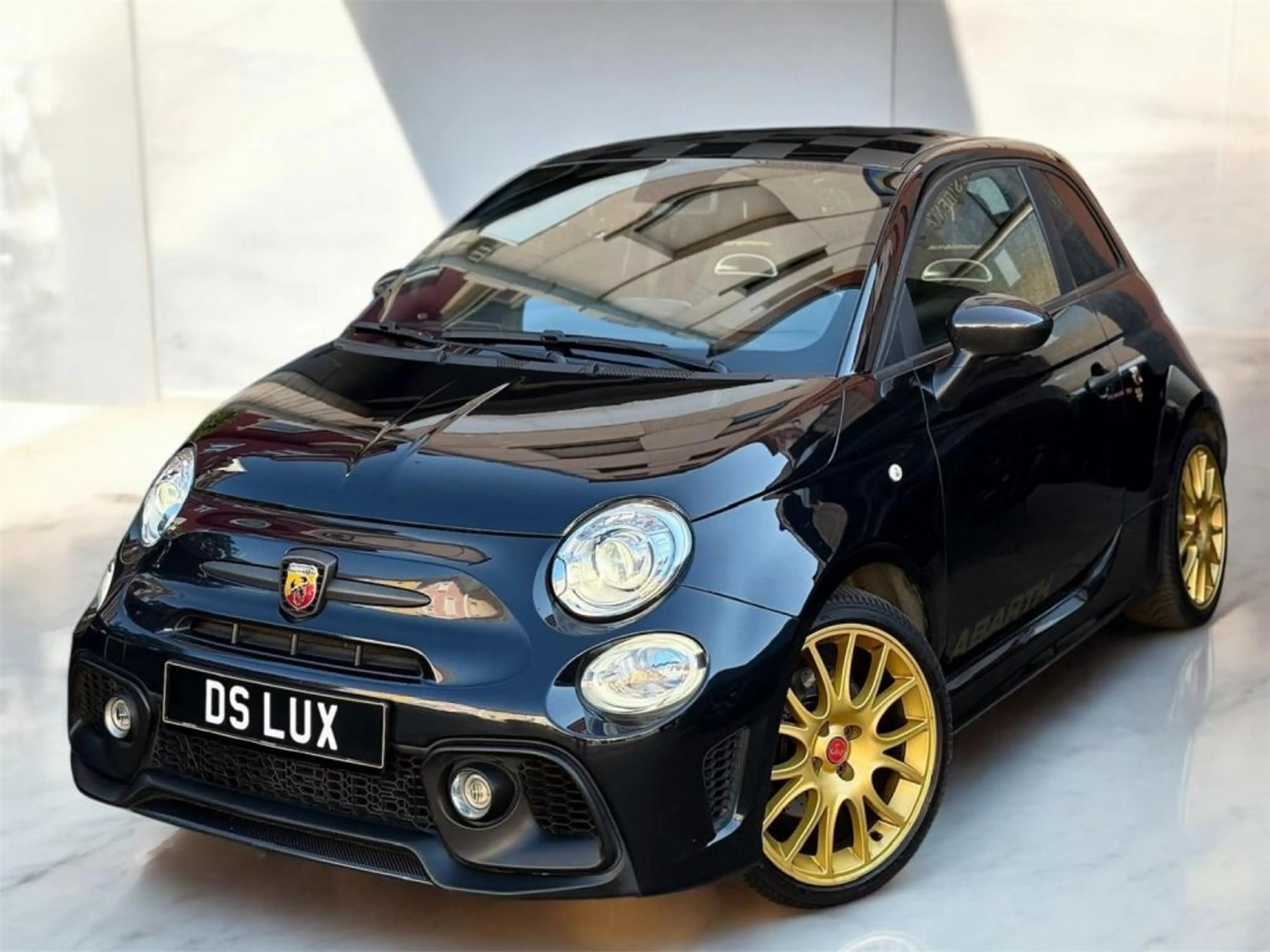 Abarth 595 SCORPIONEORO CARBON FACELIFT BEATS — photo 3