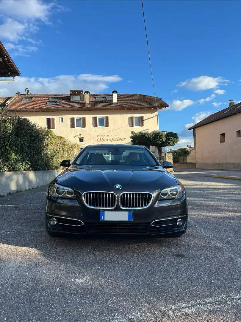 BMW 530 530e allestimento Luxury Grigio - 1