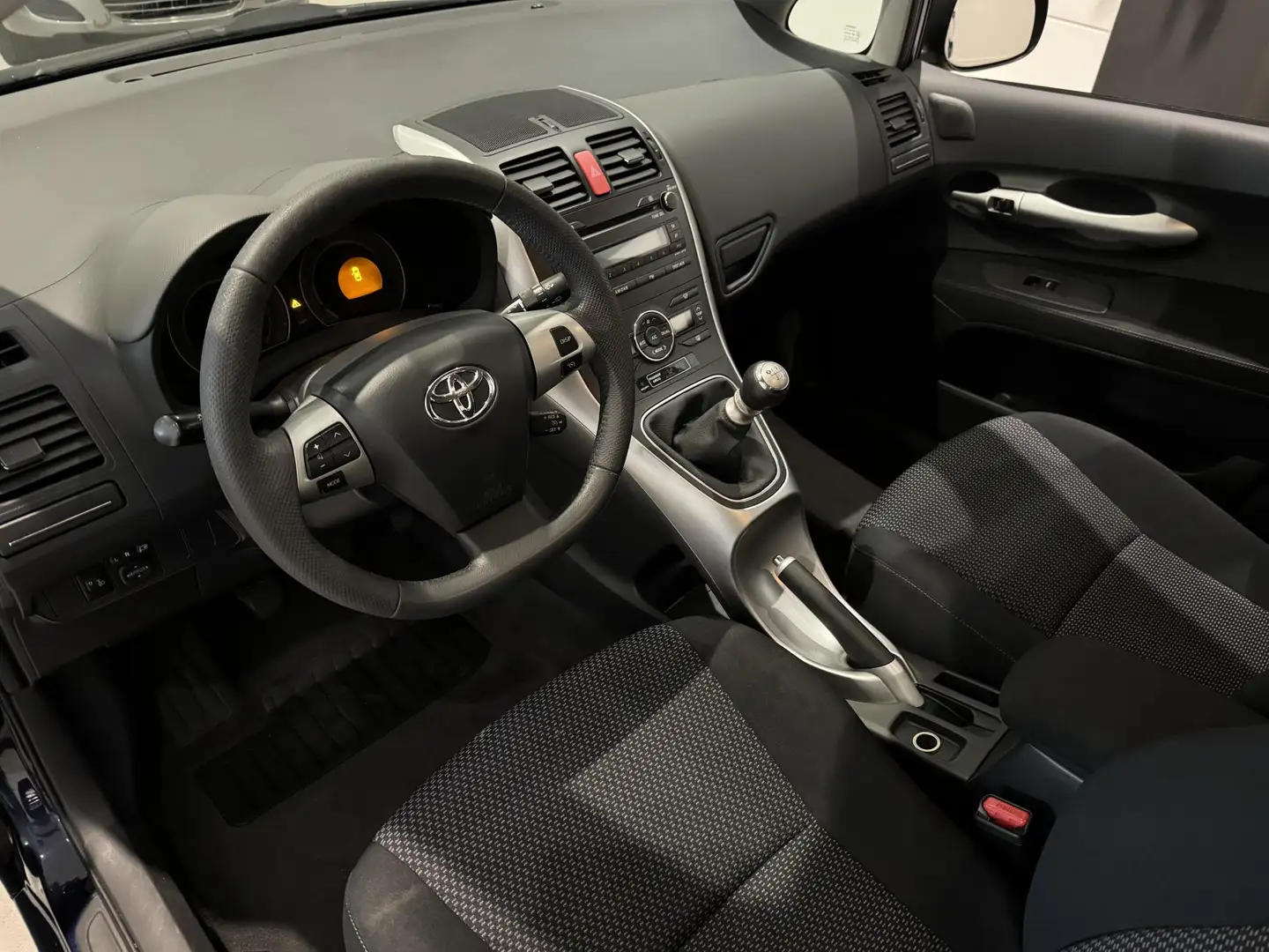 Toyota Auris 1.6 Aspiration | Airconditioning | Trekhaak | Crui Blauw - 2