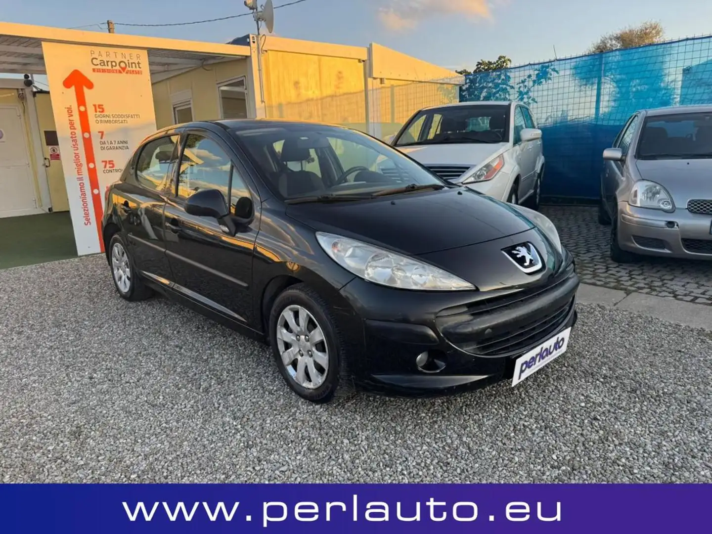Peugeot 207 1.4 HDi 70CV 5p. XS Nero - 2