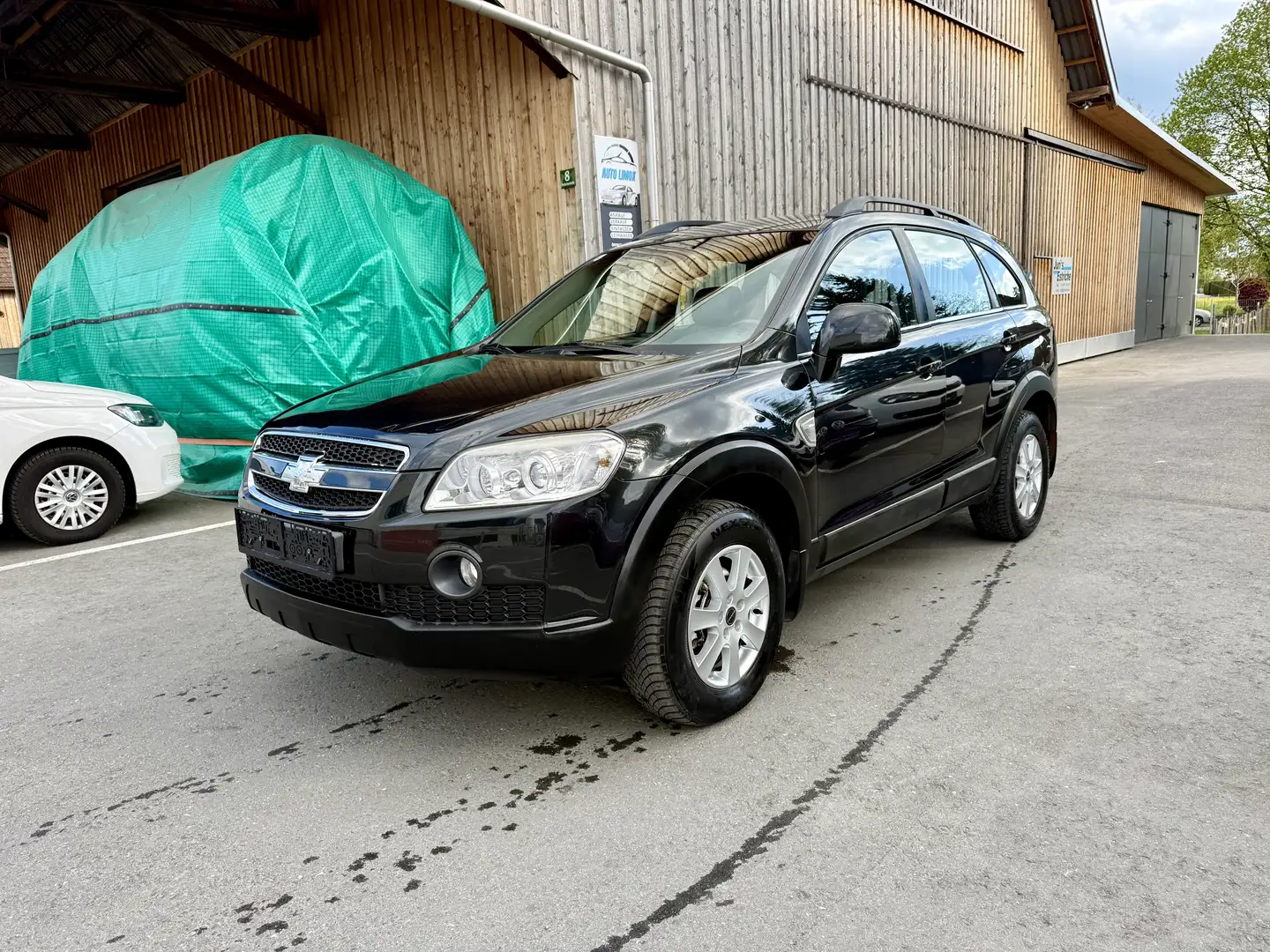 Chevrolet Captiva 2.0 D LT 4WD 7 Plätze Schwarz - 1