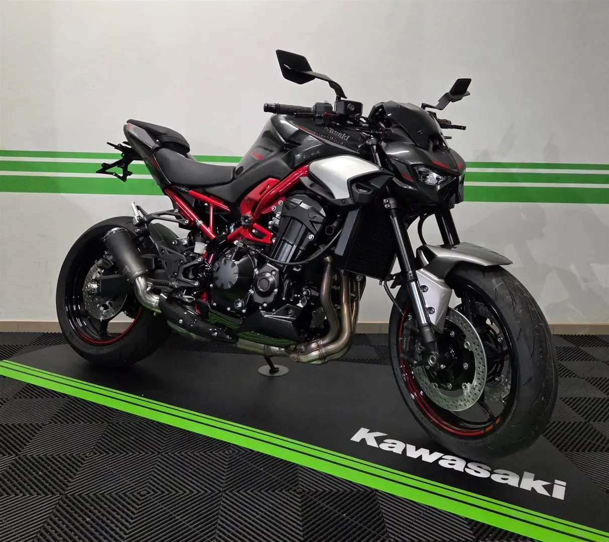 Kawasaki Z 900 LIMITED Augusta Performance vom Kawasaki-Vertragsp - 1