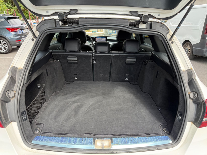 Mercedes-Benz C 200 d T-Model AMG-LINE~PANO~RFK~FACELIFT~EU6 — photo 8