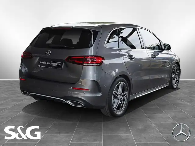 Mercedes-Benz B-Class view 2