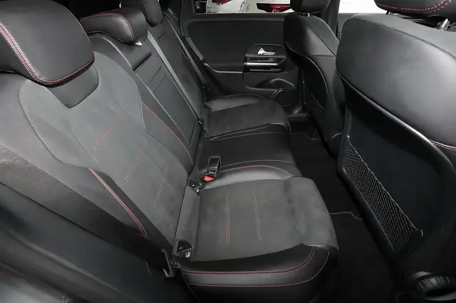 Mercedes-Benz B-Class view 6