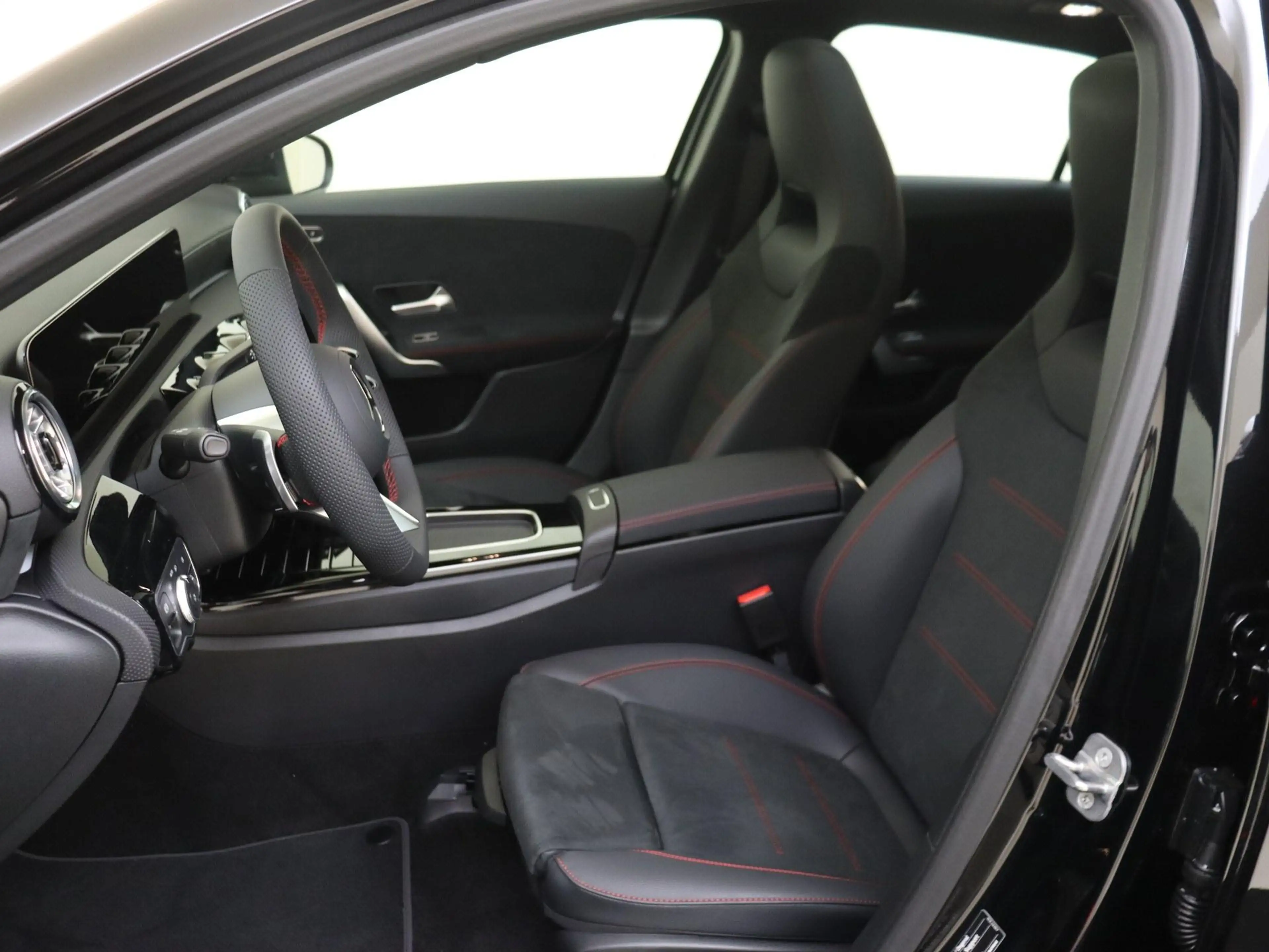 Mercedes-Benz A 250 e Business Solution AMG Panoramadak - Carplay - St — photo 10