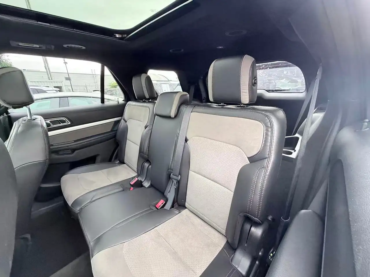 Ford Explorer fotografie Ford Explorer