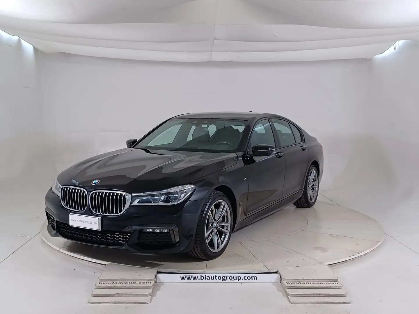 BMW 730 G11-G12 2015 Diesel 730d xdrive Msport auto Nero - 1