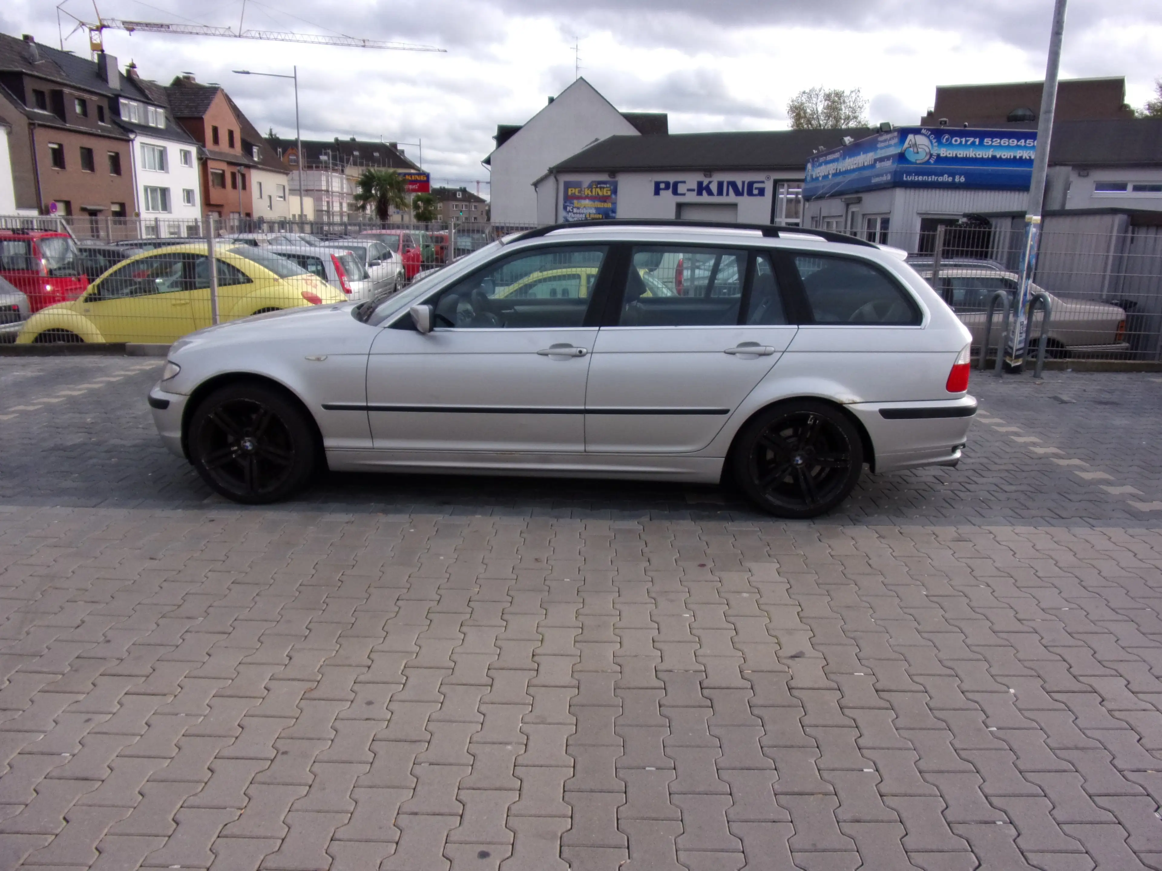BMW 325 325xi touring — photo 3
