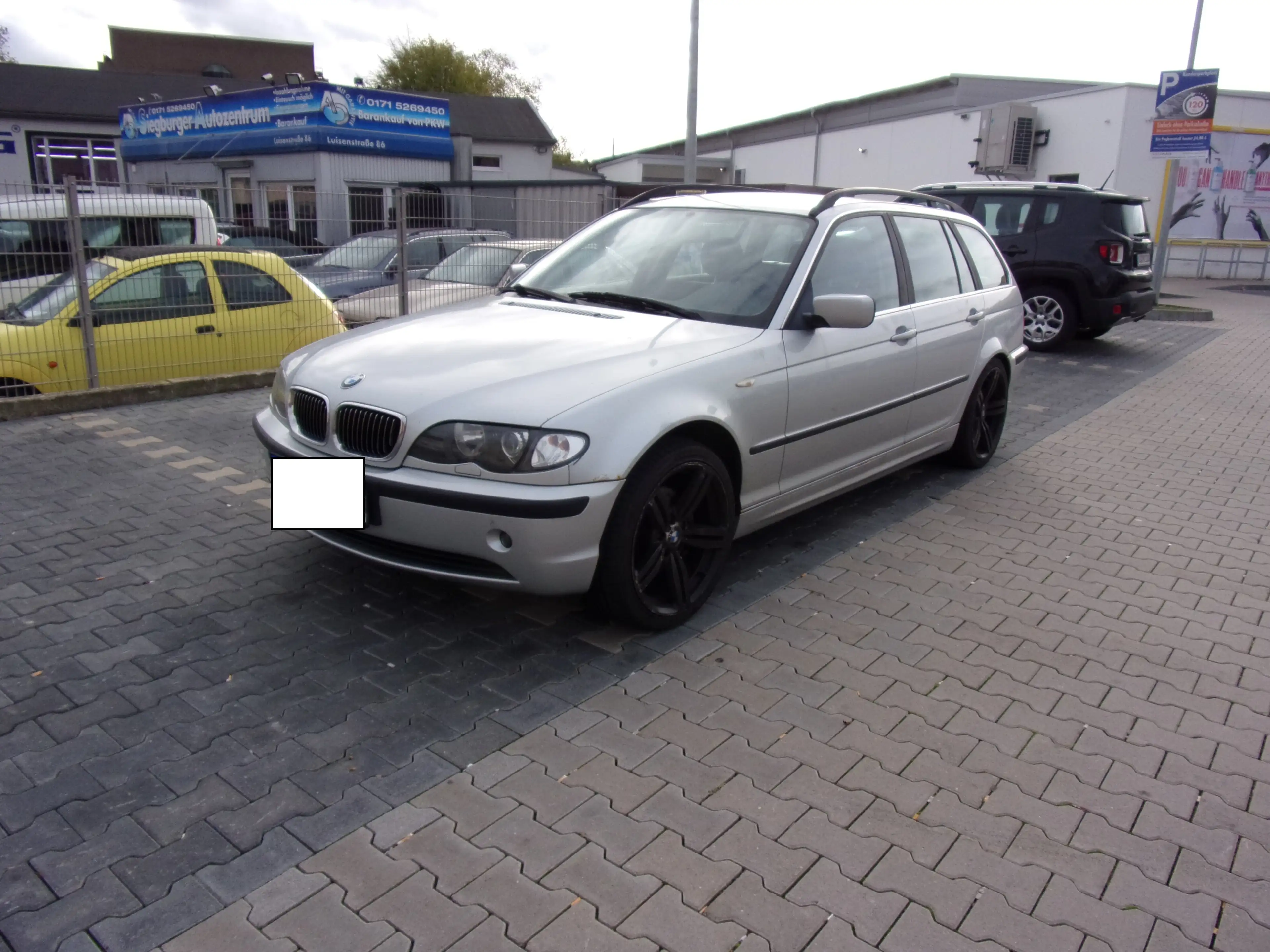 BMW 325 325xi touring — photo 2
