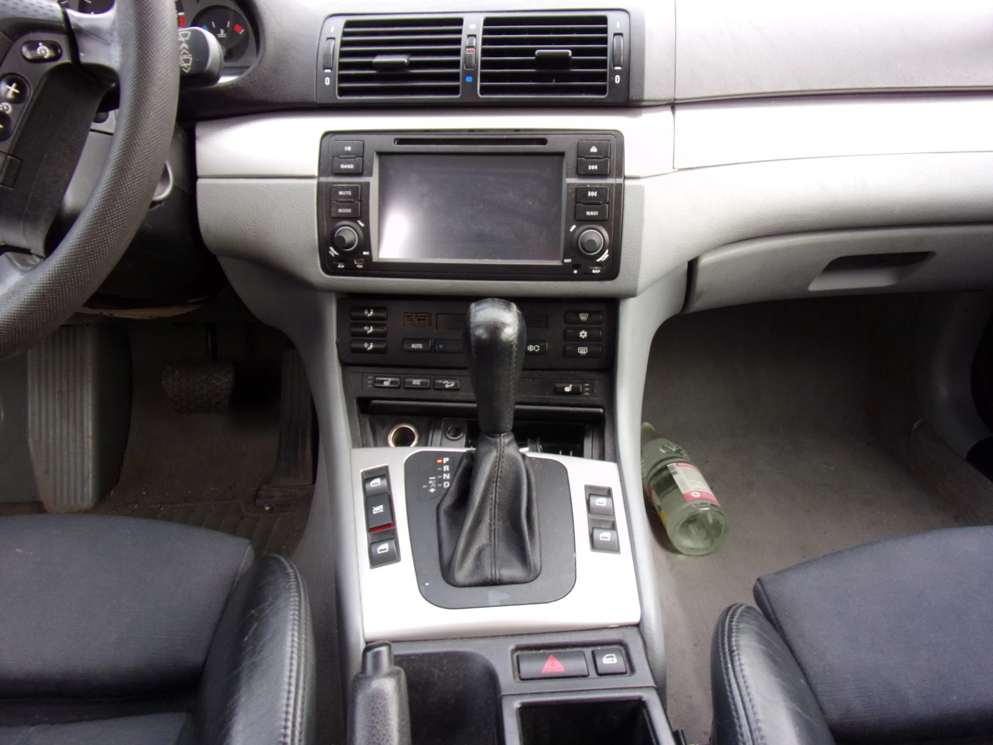 BMW 325 325xi touring — photo 11