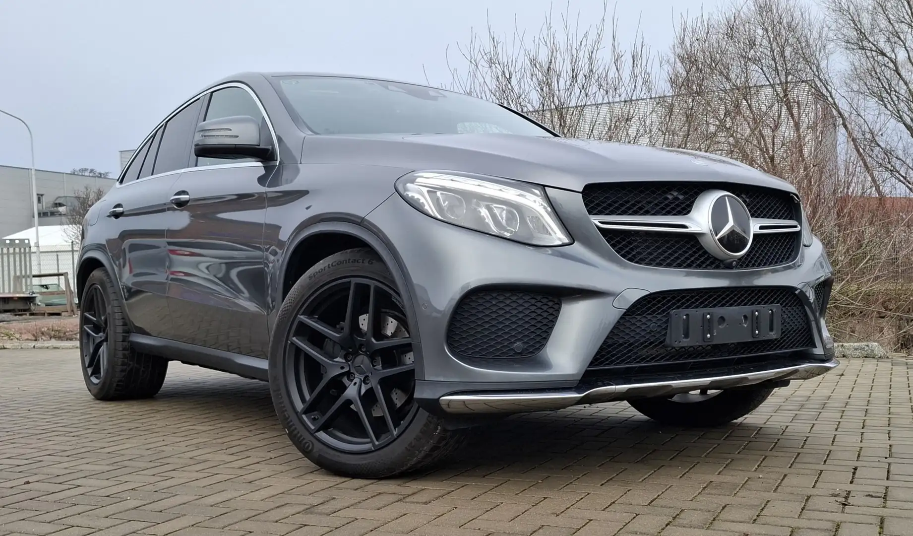 Mercedes-Benz GLE 350 d Coupe 4Matic 9G-TRONIC AMG Line - 1