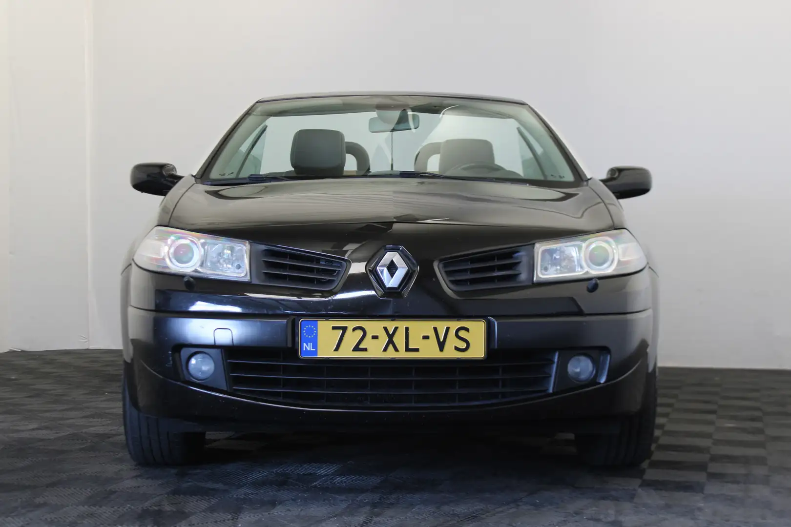 Renault Megane Coupé-Cabriolet 2.0-16V Exception Zwart - 2