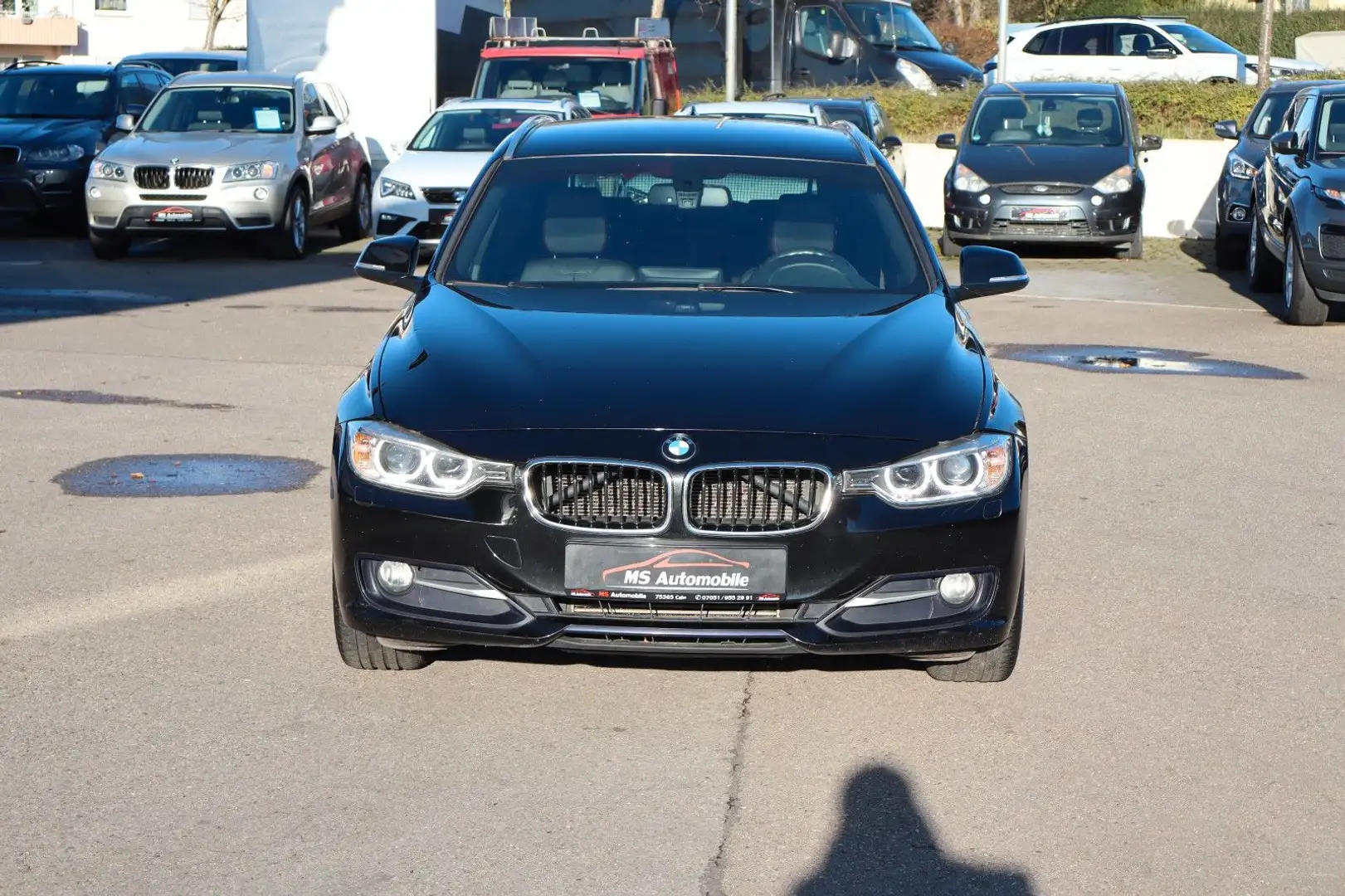 BMW 320 d Touring Aut. Sport Line NaviProf_Xen_Leder Schwarz - 2