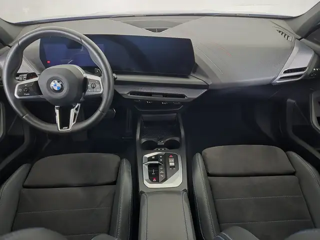 BMW 1 Series view 9