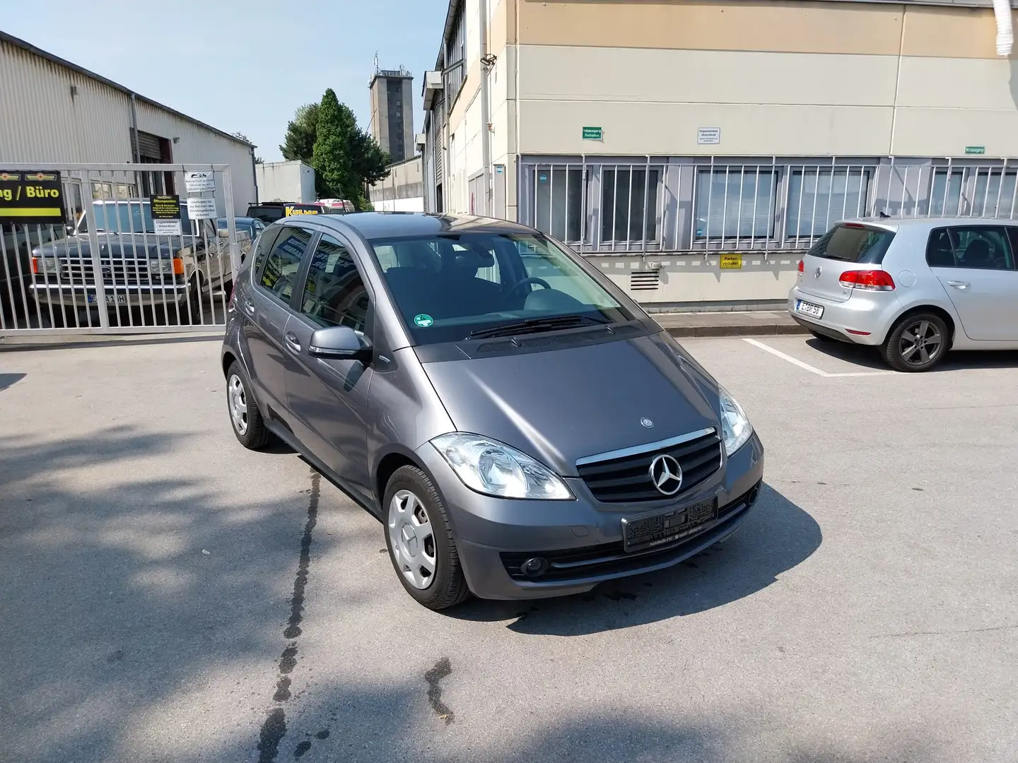 Mercedes-Benz A 180 CLASSIC BlueEFFICIENCY Grigio - 1