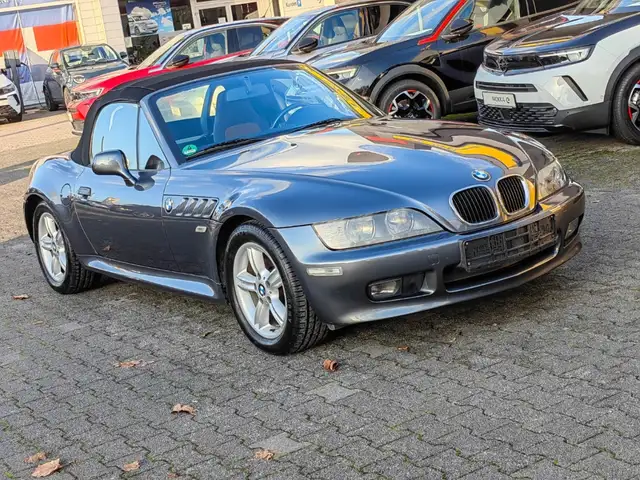 BMW Z3 1.9 Sport Fahrwerk M-Lederlenkrad HU-NEU