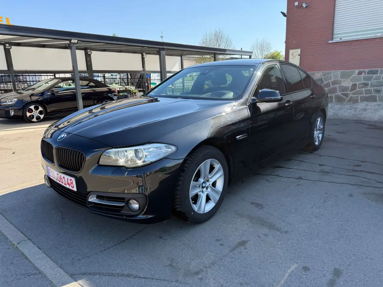 BMW 518