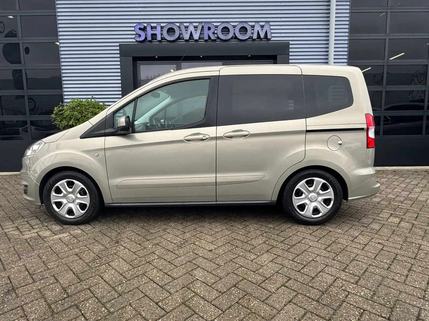 Ford Tourneo Courier 1.0 Titanium Cruise|Stoelverwarming|Elektrische ra Šedá - 2