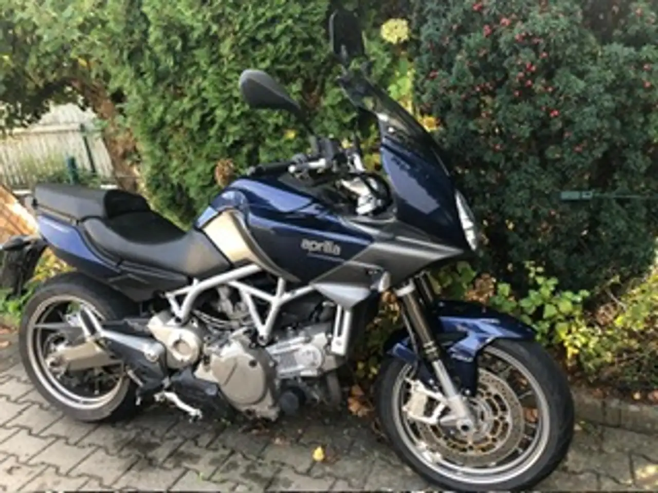 Aprilia Mana 850