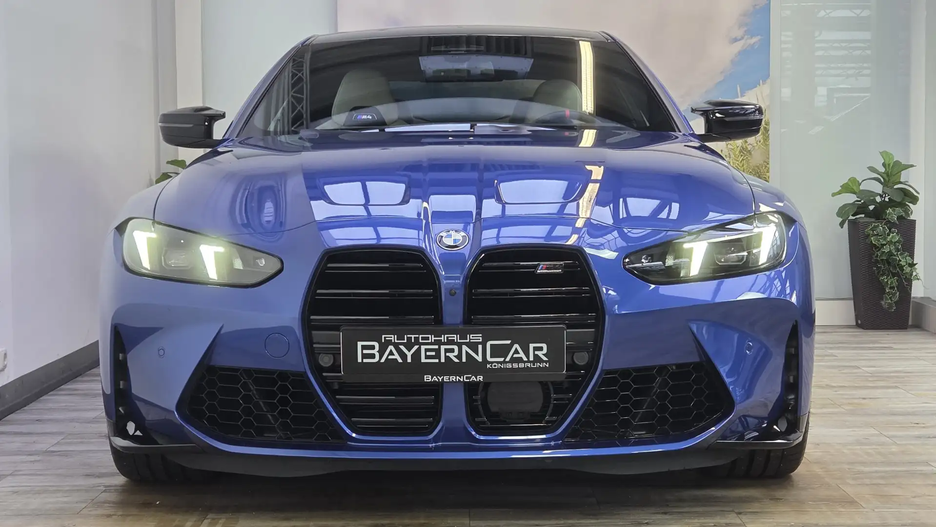 BMW M4 xDrive Competition Sitzlüftung ACC 360° Azul - 2