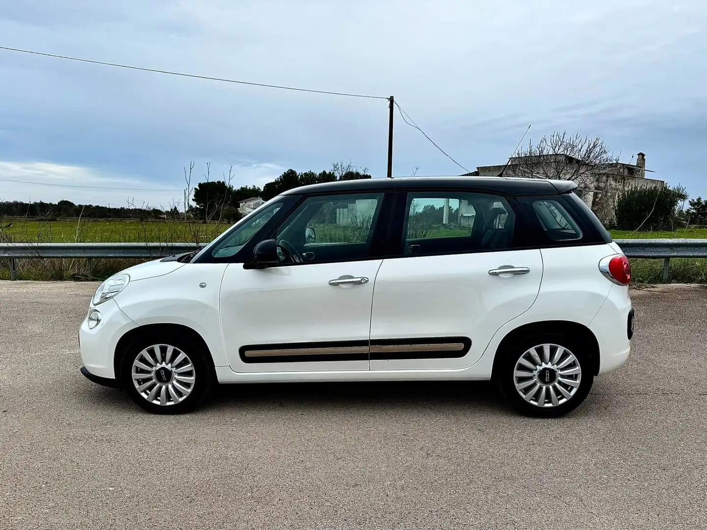 Fiat 500L 1.3 Multijet 85 CV Pop Star Blanc - 2