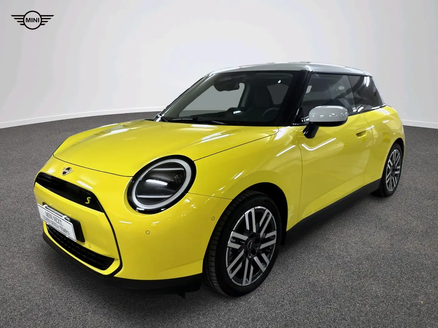MINI Cooper SE Classic Geel - 1