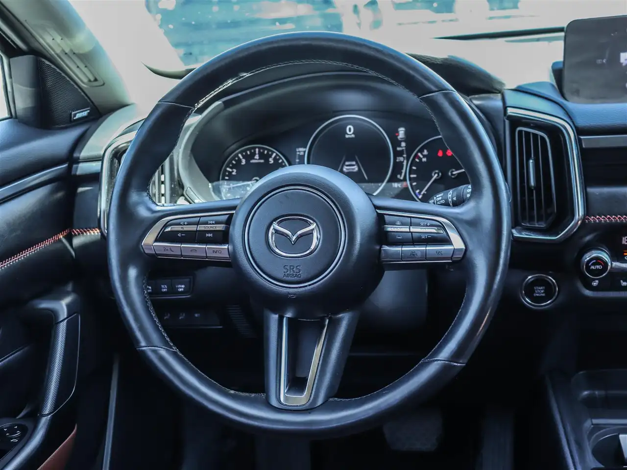 Mazda CX-50 снимка Mazda CX-50