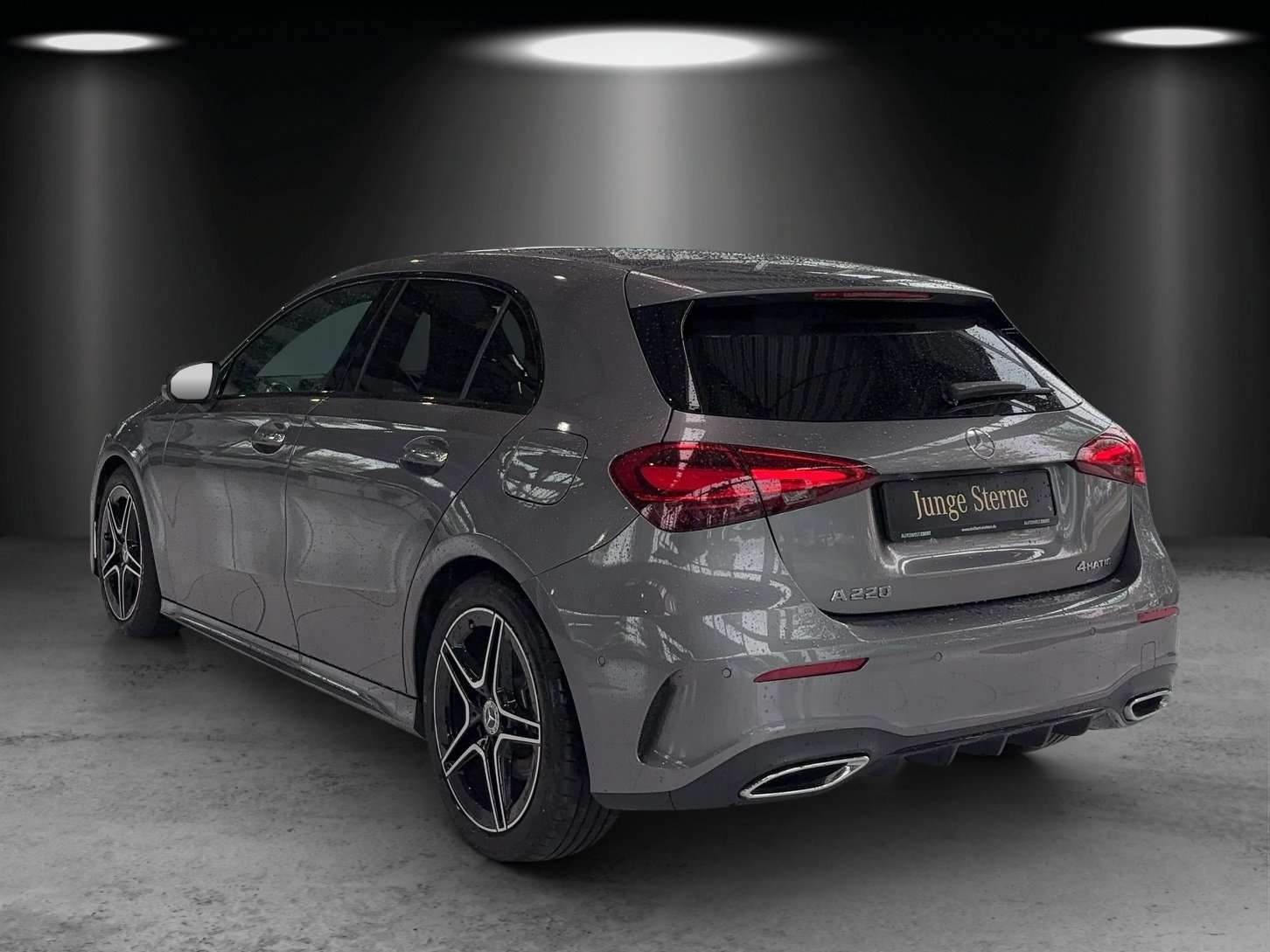 Mercedes-Benz A 220