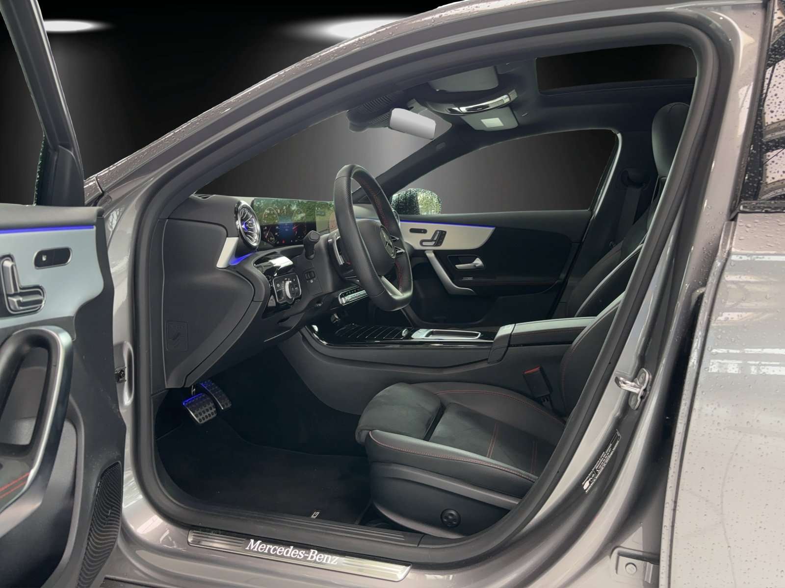 Mercedes-Benz A 220