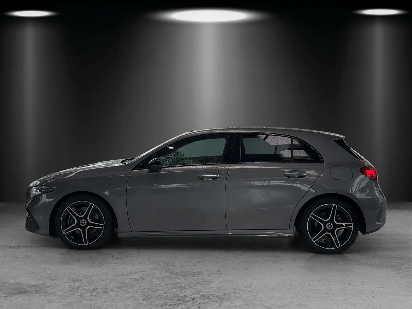 Mercedes-Benz A 220