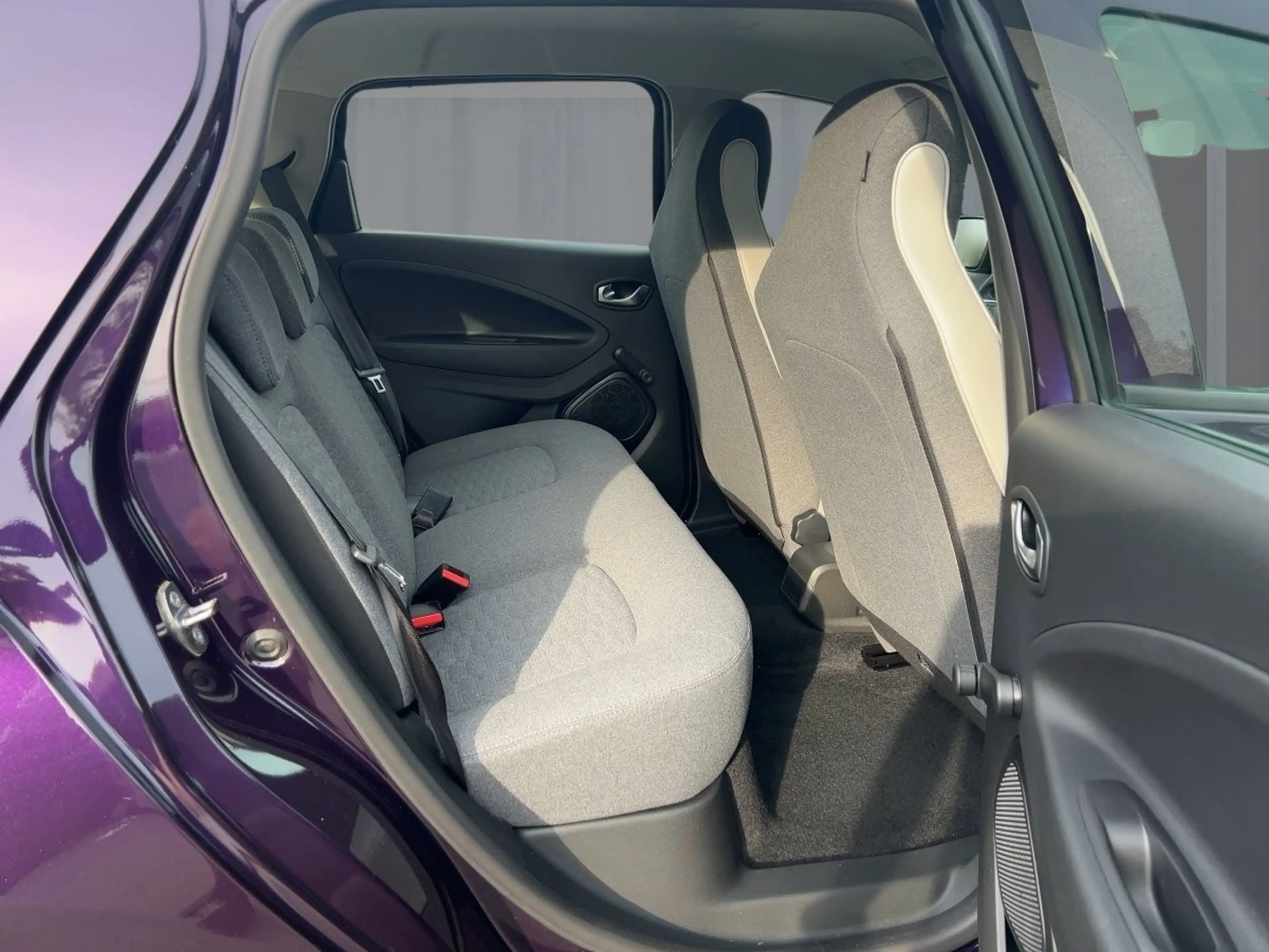 Renault ZOE EVOLUTION ZE50 110 CCS-Schnellladung — photo 9