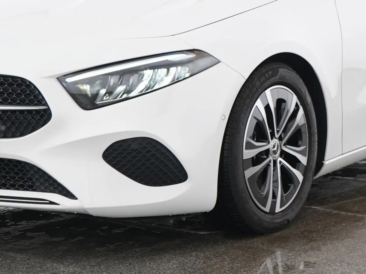Mercedes-Benz A 200 d PROGRESSIVE KAMERA LED PDC GETÖNTES GLAS Weiß - 2