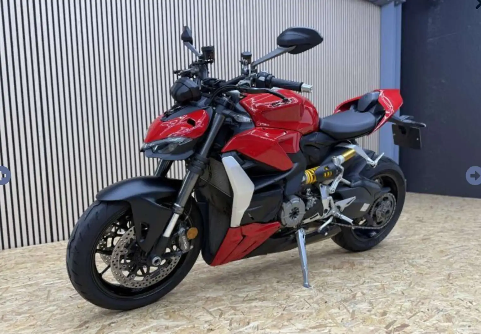 Ducati Streetfighter V2 Rojo - 2
