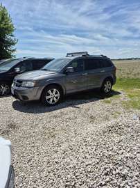 AWD 4dr R/T