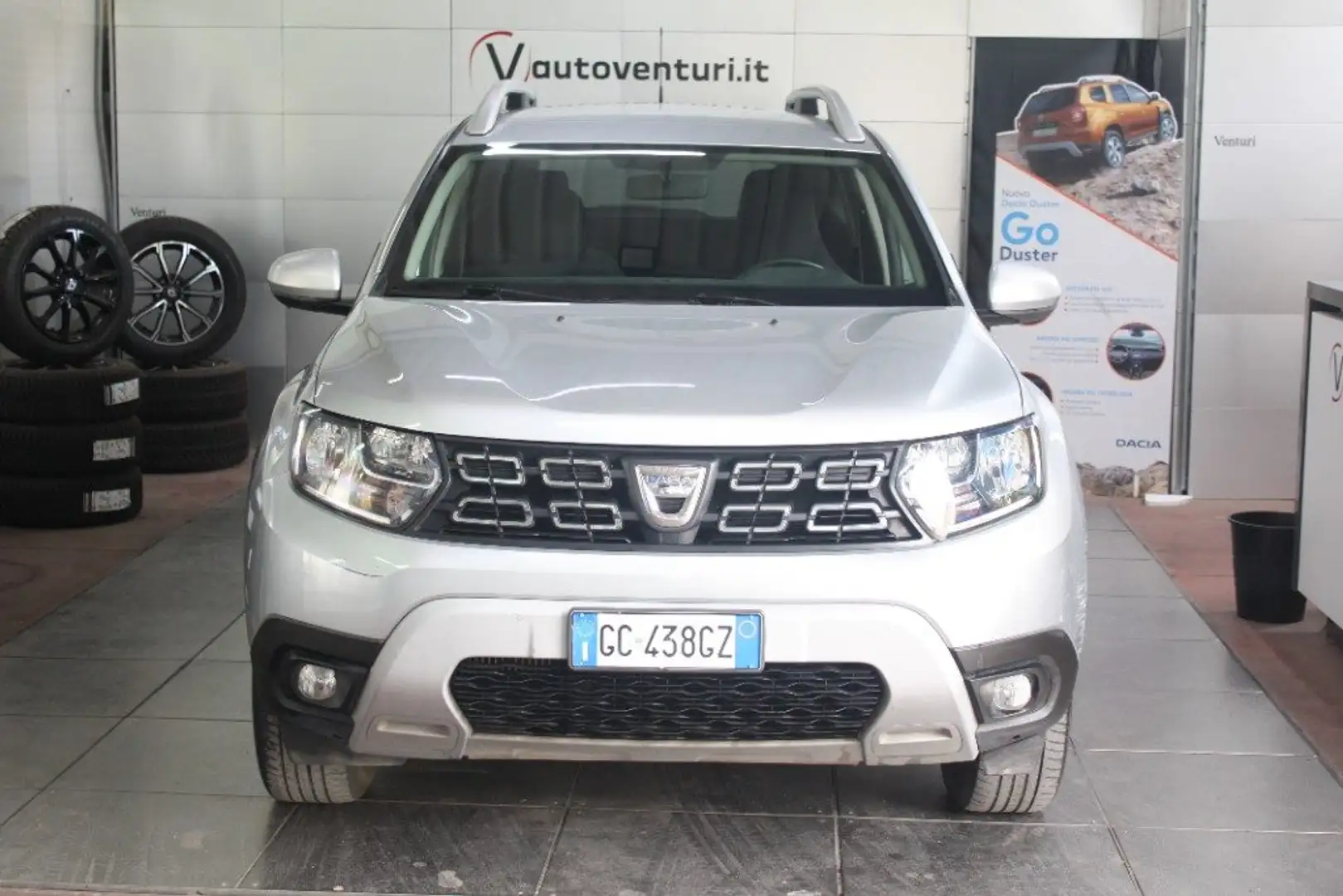 Dacia Duster 1.0 TCe 100 CV ECO-G 4x2 Prestige Zilver - 2