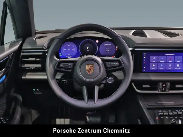 Porsche Macan view 11