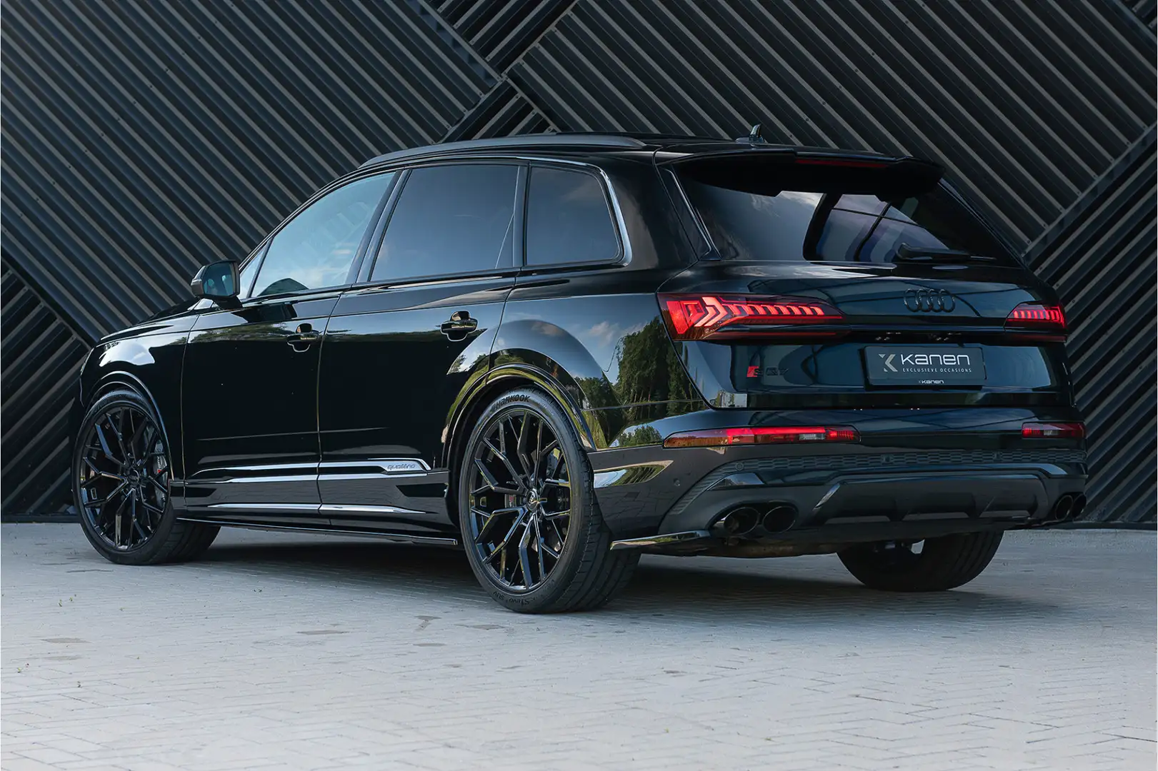 Audi SQ7 4.0 TFSI SQ7 quattro 7p ACC Matrix Pano Keramische Zwart - 2