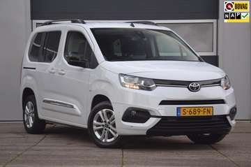 Verso 1.2 Turbo Active Automaat/Camera/Navigatie